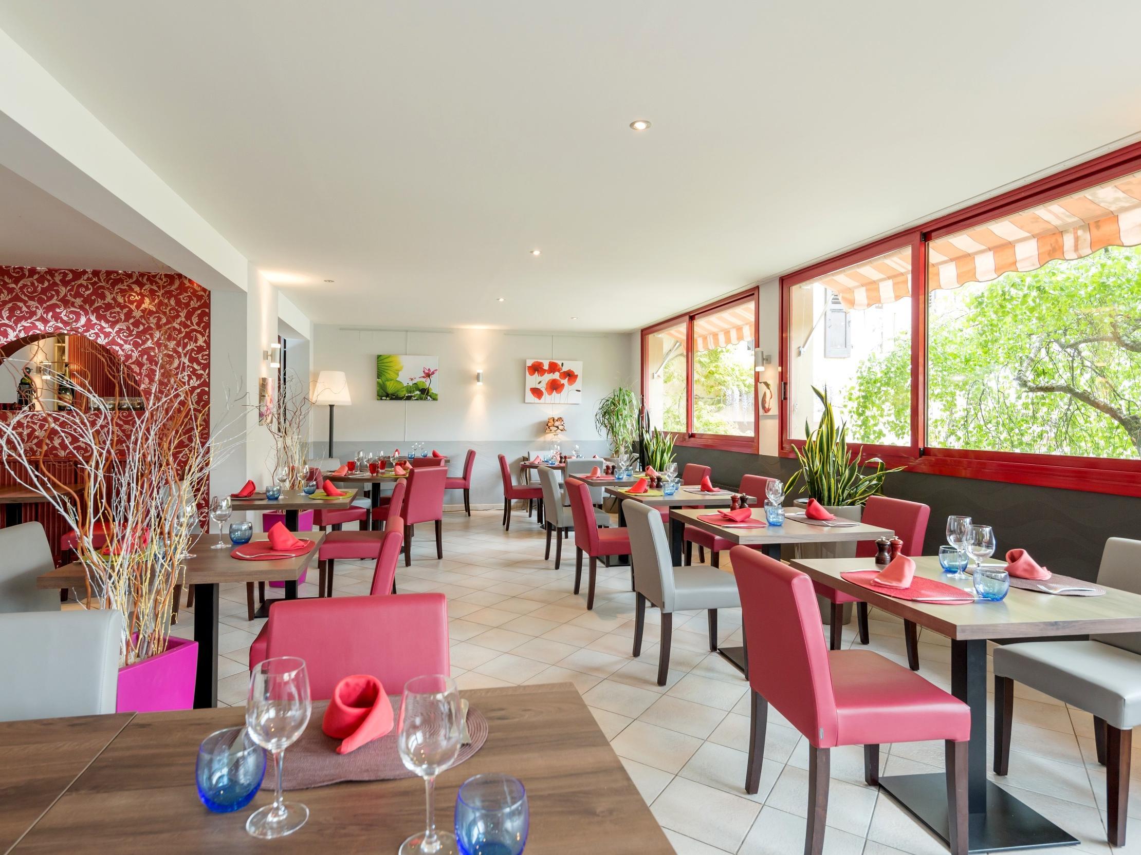 La Terrasse Fleurie, Logis, Hotel Et Restaurant Divonne-les-Bains Exterior foto